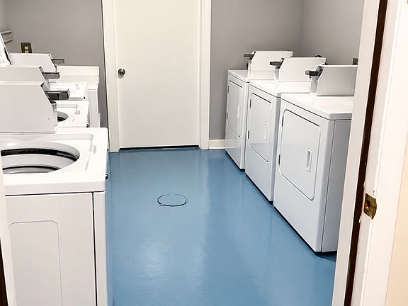 5th image of 5 Turnpike Rd APT 317
