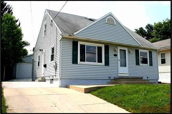 1st image of 482 Lamont Ave
