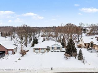 1901 E Stoll Rd, Lansing, MI 48906