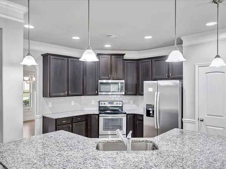 139 Stoney Creek Dr — Photo 13