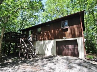 14 Dryden Dr, Albrightsville, PA