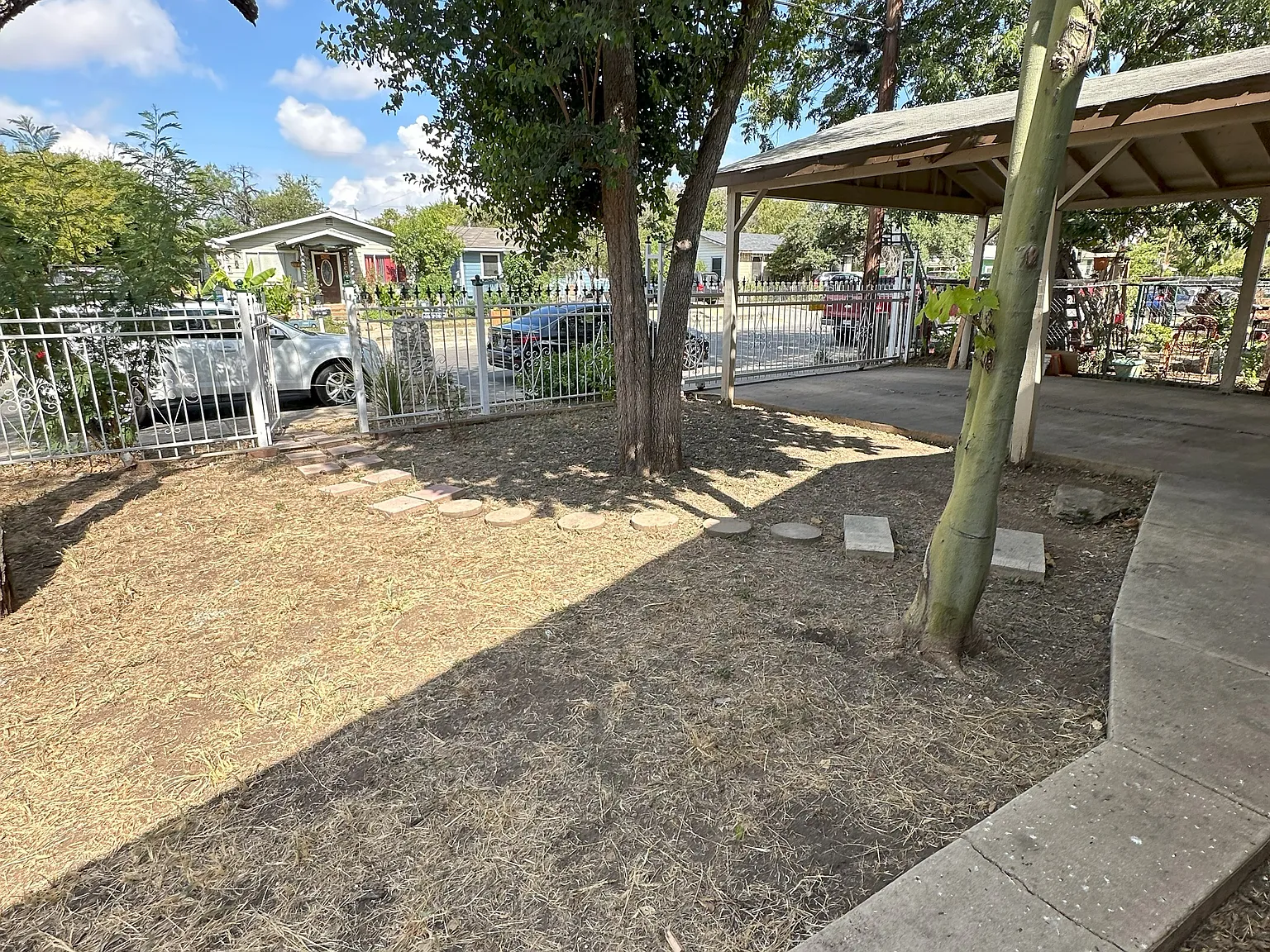 3 bed, 1559 sqft, $1,750 — Photo 2