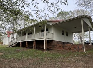 1025 Lakeview Cir, Ashland City, TN 37015