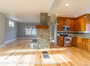 4006 NE 10th Ave, Portland, OR 97212