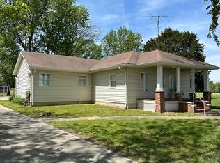 23407 N Us Highway 51, Elkville, IL 62932