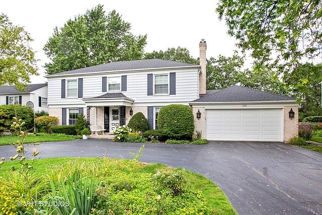 1st image of 1354 Williamsburg Dr