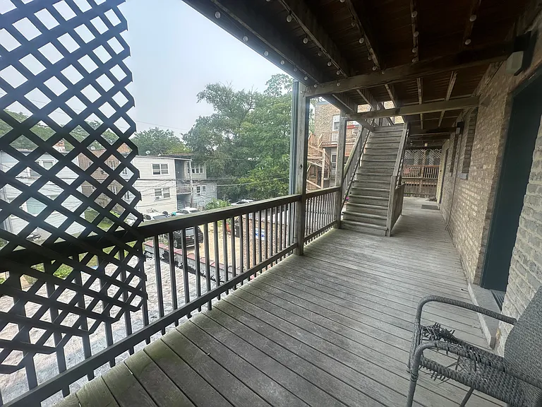 2310 W Farwell Ave #2W — Photo 17