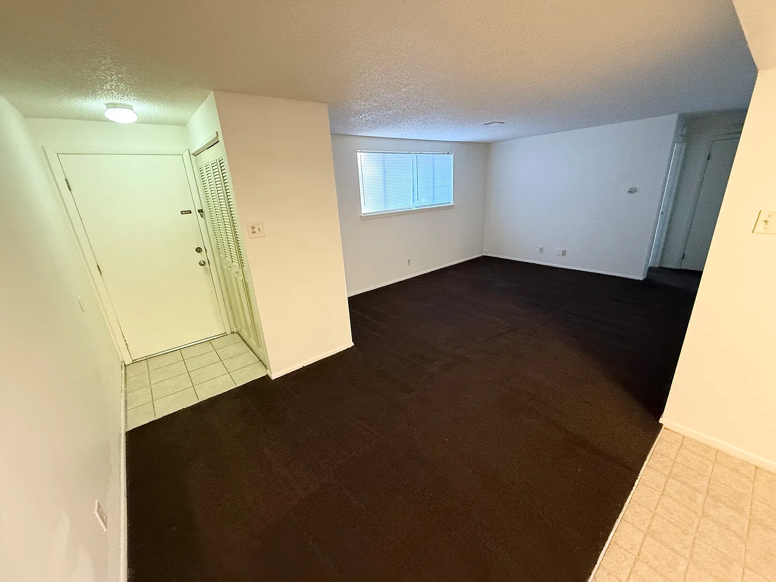 2 bed, 640 sqft, $950 — Photo 4