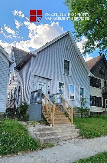2915 N 8th St — Photo 8