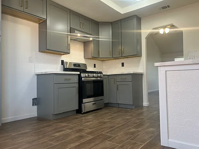 7304 Silver View Way — Photo 38