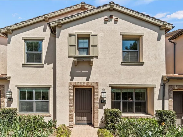 146 Crescent Moon, Irvine, CA 92602