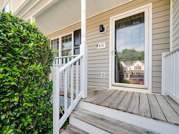 3rd image of 303 Barrington Way