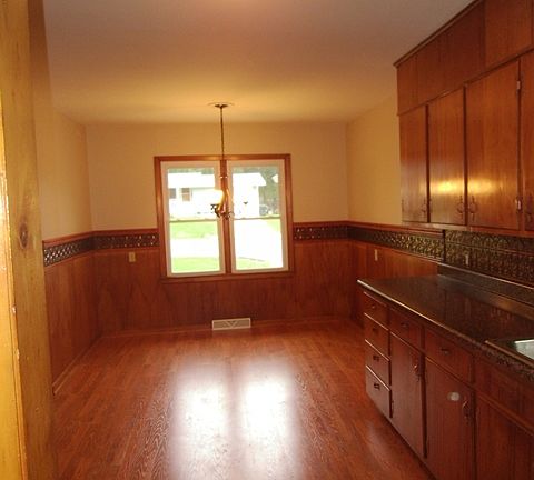 3rd image of 1241 McVey St