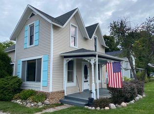 213 Ames St, Elk Rapids, MI 49629