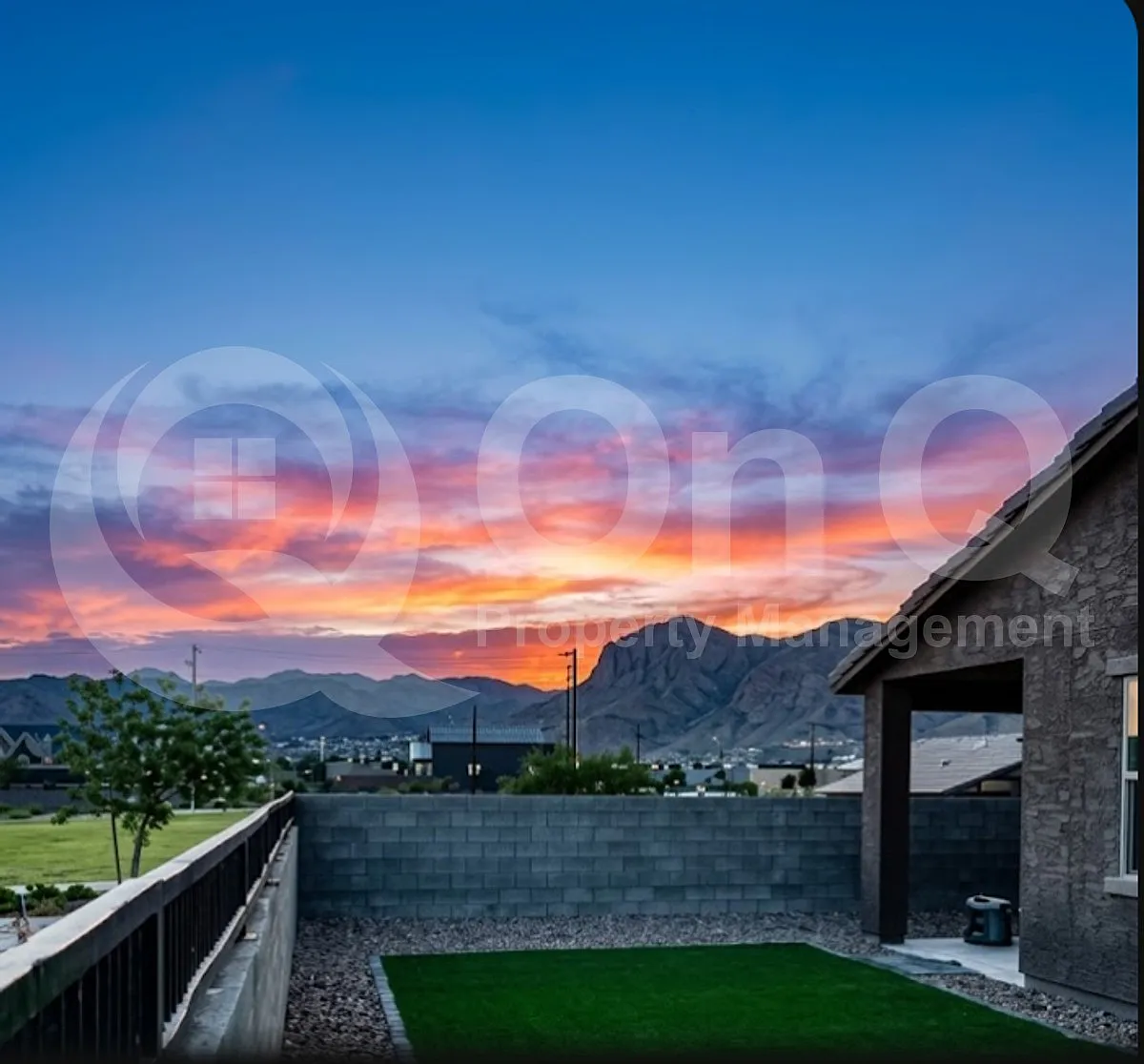 4 bed, 3.0 bath, 2048 sqft, $2,599 — Photo 2