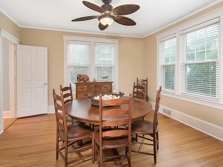 408 Tuttle Ave — Photo 13