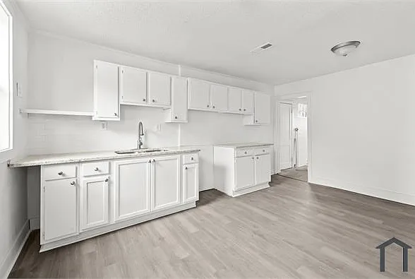 2712 24th St W — Photo 9