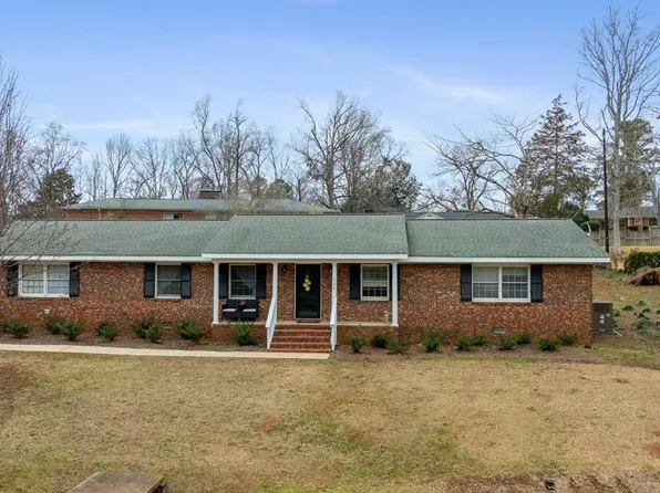 306 N Hill Rd, Greenwood, SC 29646