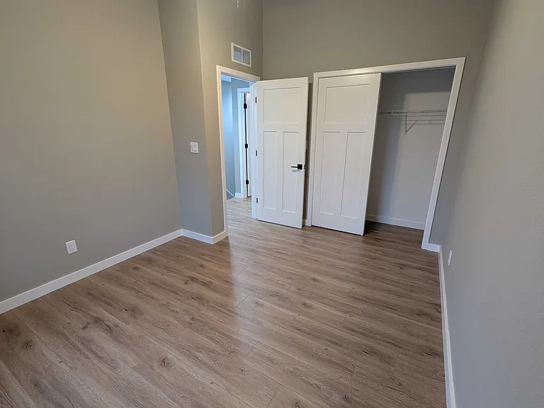 39 Red Oak Village Ct — Photo 17