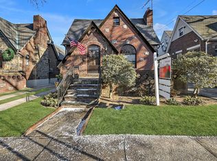 2815 159th St, Flushing, NY 11358