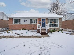 426 E 37th St, Hamilton, ON L8V 4B8