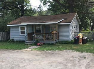 1334 N Clare Ave, Harrison, MI 48625