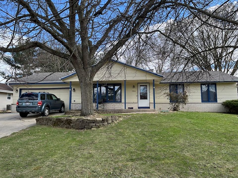 1st image of 3824 Skyview Dr
