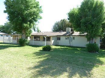 3rd image of 3326 N 46th Dr