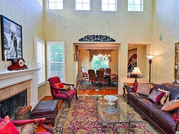 4th image of 815 W Heritage Oak Ct