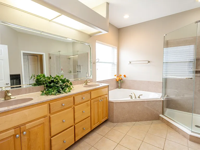 5805 Dunbar Cir — Photo 12