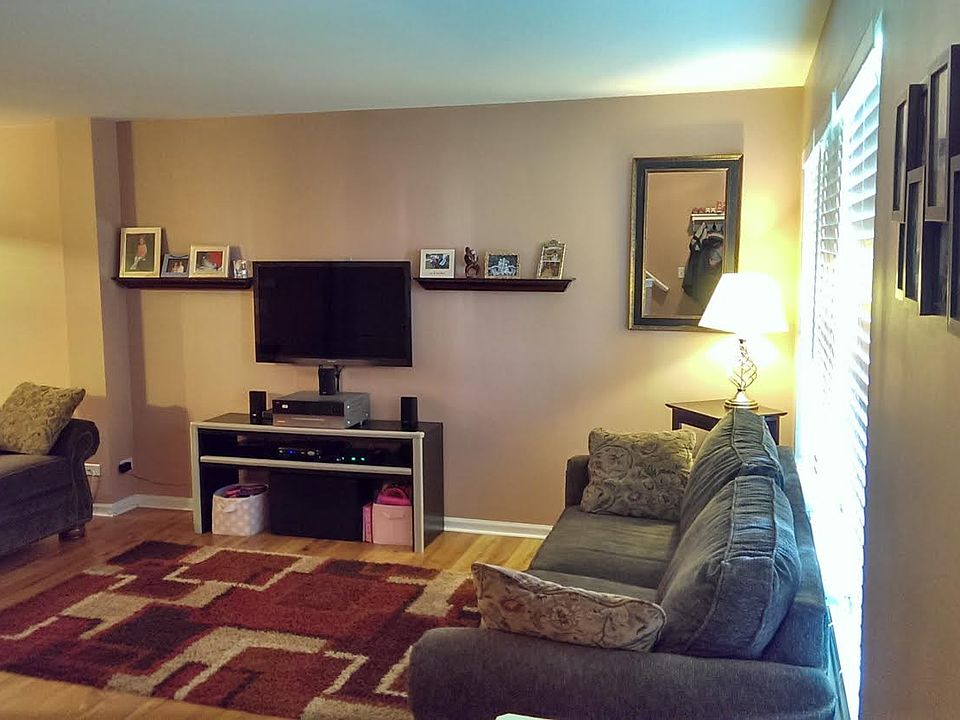 1st image of 24714 W George Washington Dr