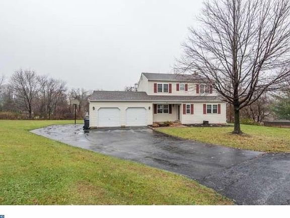 2nd image of 13 Kendel Cir