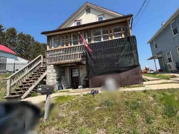 21 E Market St, Myerstown, PA 17067