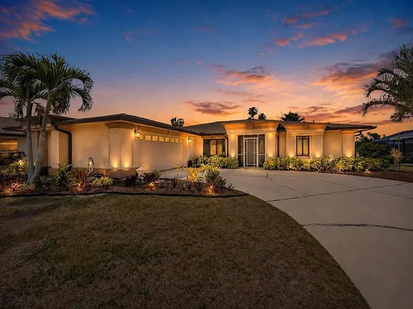 816 S Gondola Dr, Venice, FL 34293