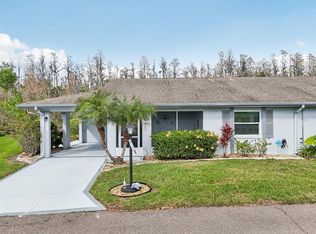 2022 Heathfield Cir, Sun City Center, FL 33573