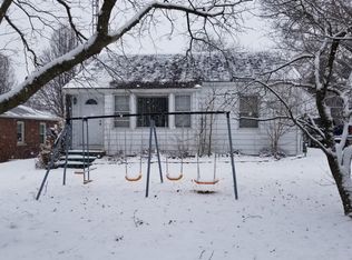 745 N Walnut St, Springfield, IL 62702