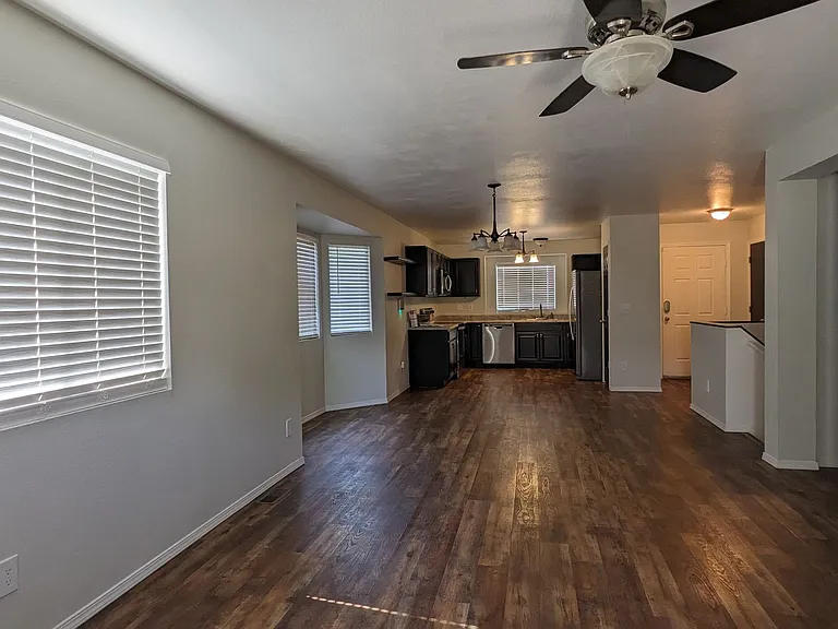 5444 Hicks Dr — Photo 7