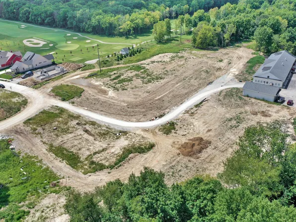 10686 Dartmoor Way, Zionsville, IN 46077