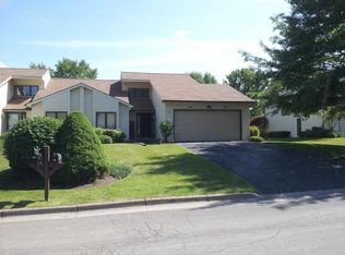 273 Loretta Ln, Vestal, NY 13850