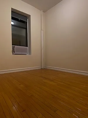 Rented by Beekman Street Realty | media 32