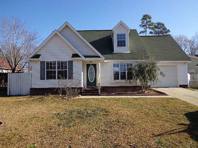 1st image of 227 Bougainvillea Cir