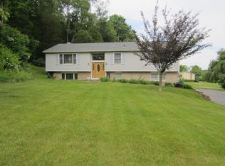 9 Lambert Rd, Blairstown, NJ 07825