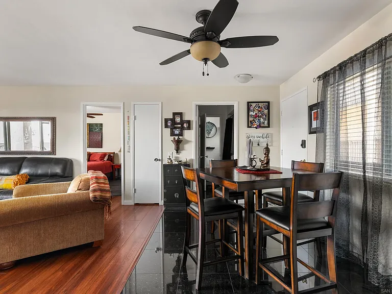 2530 Clairemont Dr #206 — Photo 8