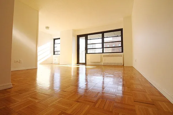 Rented by Corcoran | media 32