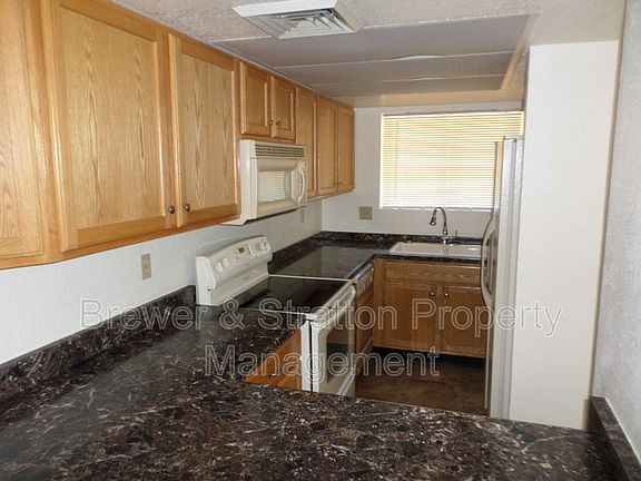 4th image of 1545 E Sahuaro Dr #18