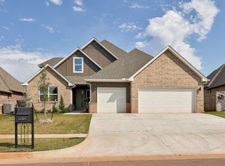 14720 Avignon Ln, Yukon, OK 73099