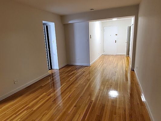 5th image of 14210 Hoover Ave APT 505