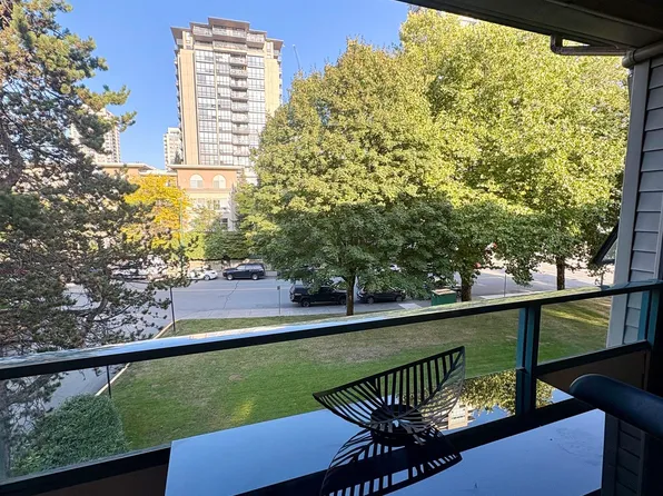 2925 Glen Dr #308, Coquitlam, BC V3B 7H9