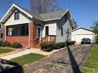 117 Kendall St, Burlington, WI 53105