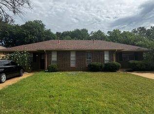 913 Delmar Cir #915, Moore, OK 73160